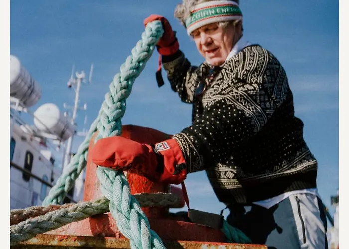 Norwegian Fjord Explorer Line Ботель Тромсё