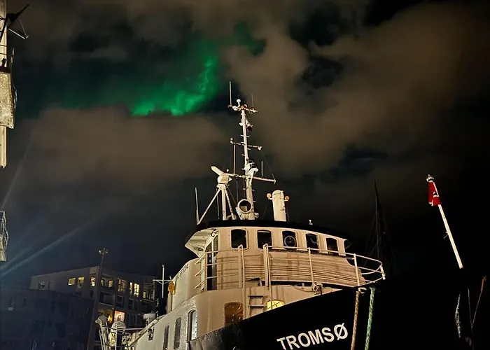 Norwegian Fjord Explorer Line Ботель *