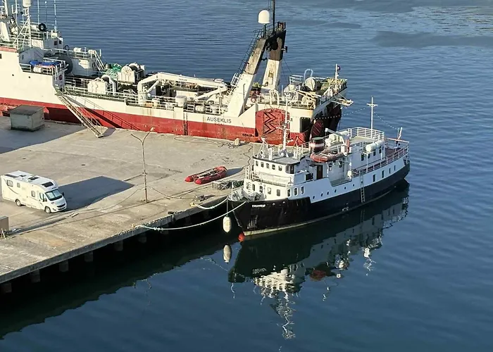 Ботель Norwegian Fjord Explorer Line Тромсё