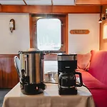 بوتيل Norwegian Fjord Explorer Line ترومسو