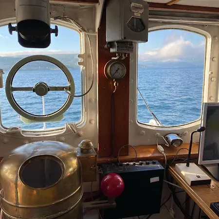 Norwegian Fjord Explorer Line Hotel en barco *